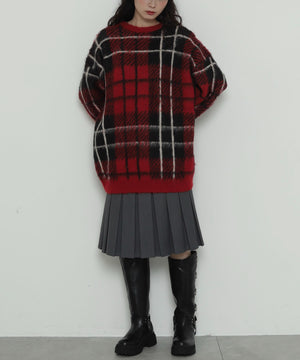 レッドチェック１　モデル：161cm F着用