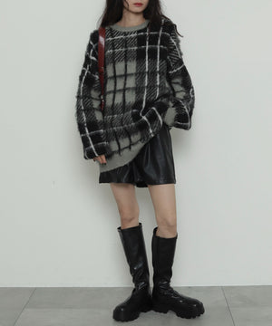 グレーチェック１　モデル：161cm F着用