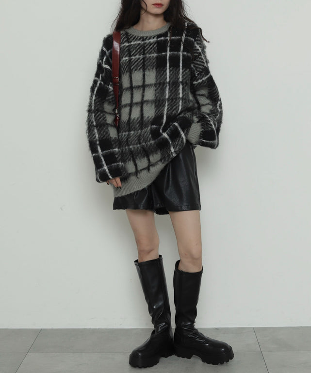 グレーチェック１　モデル：161cm F着用