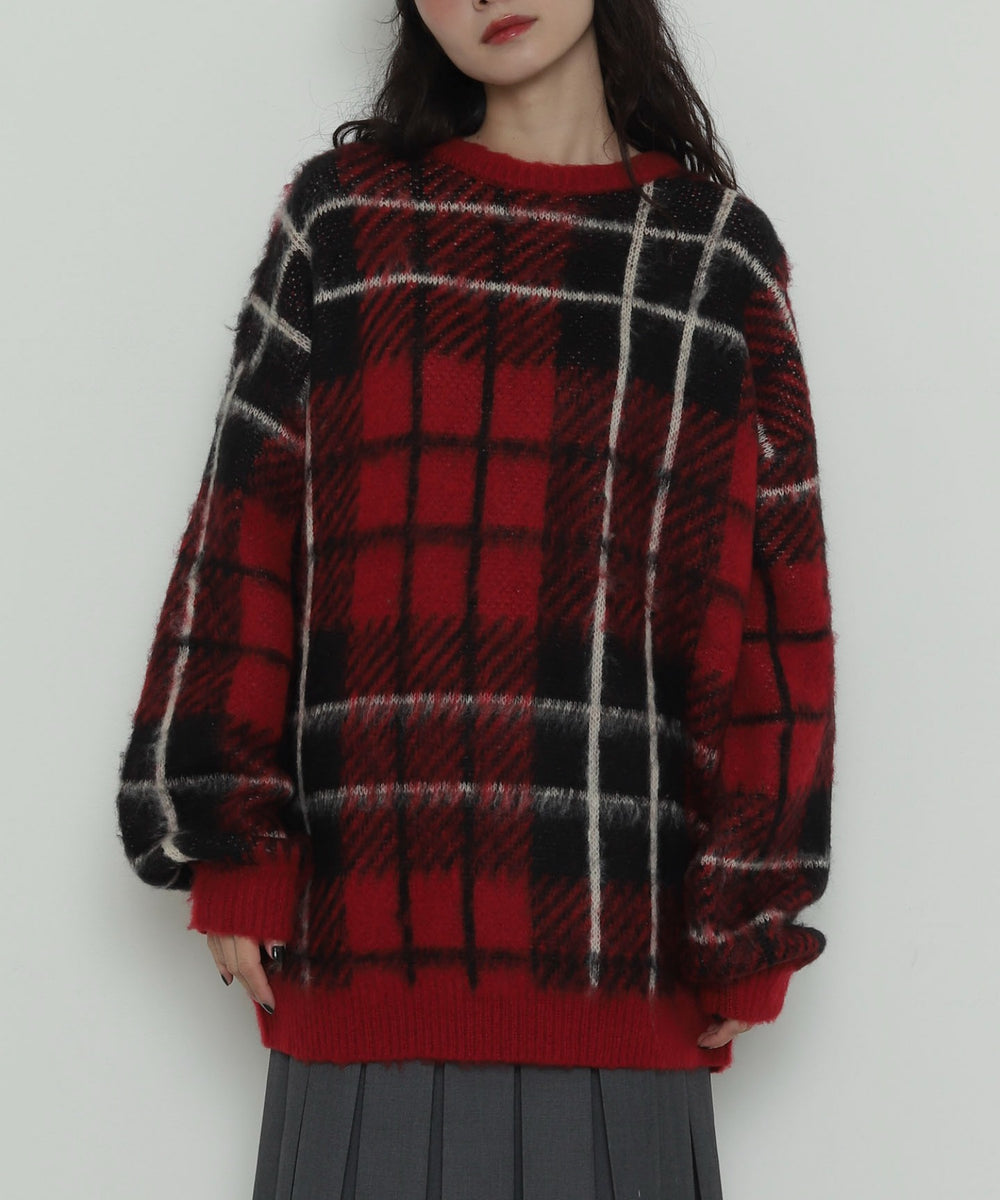 レッドチェック１　モデル：161cm F着用