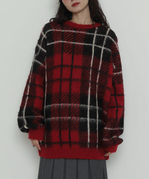 レッドチェック１　モデル：161cm F着用