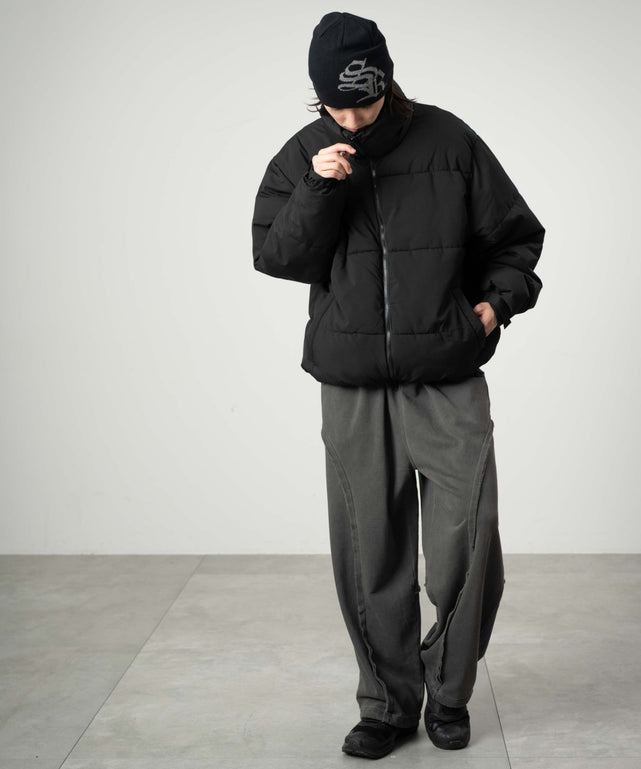 ブラック モデル：175cm L着用