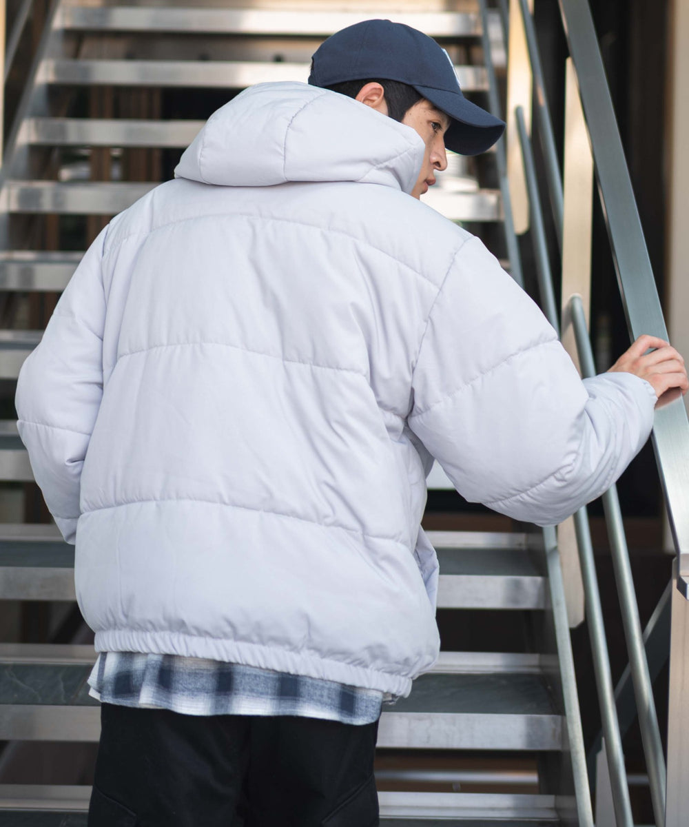 グレー　モデル：180㎝　L着用