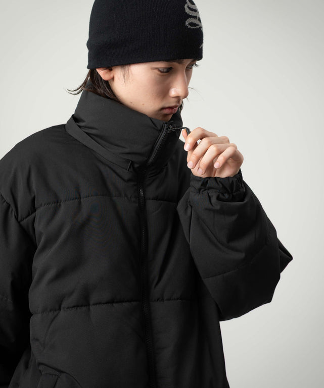 ブラック モデル：175cm L着用