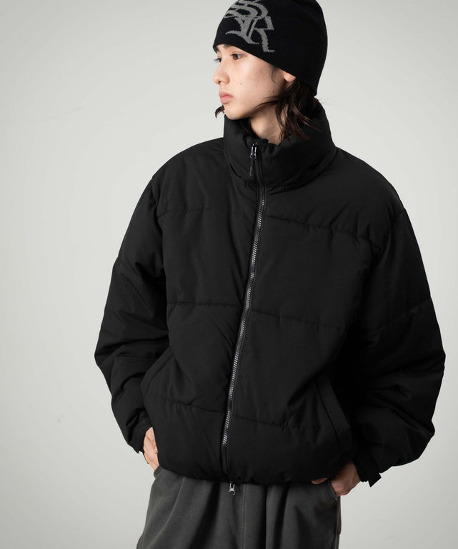 ブラック モデル：175cm L着用