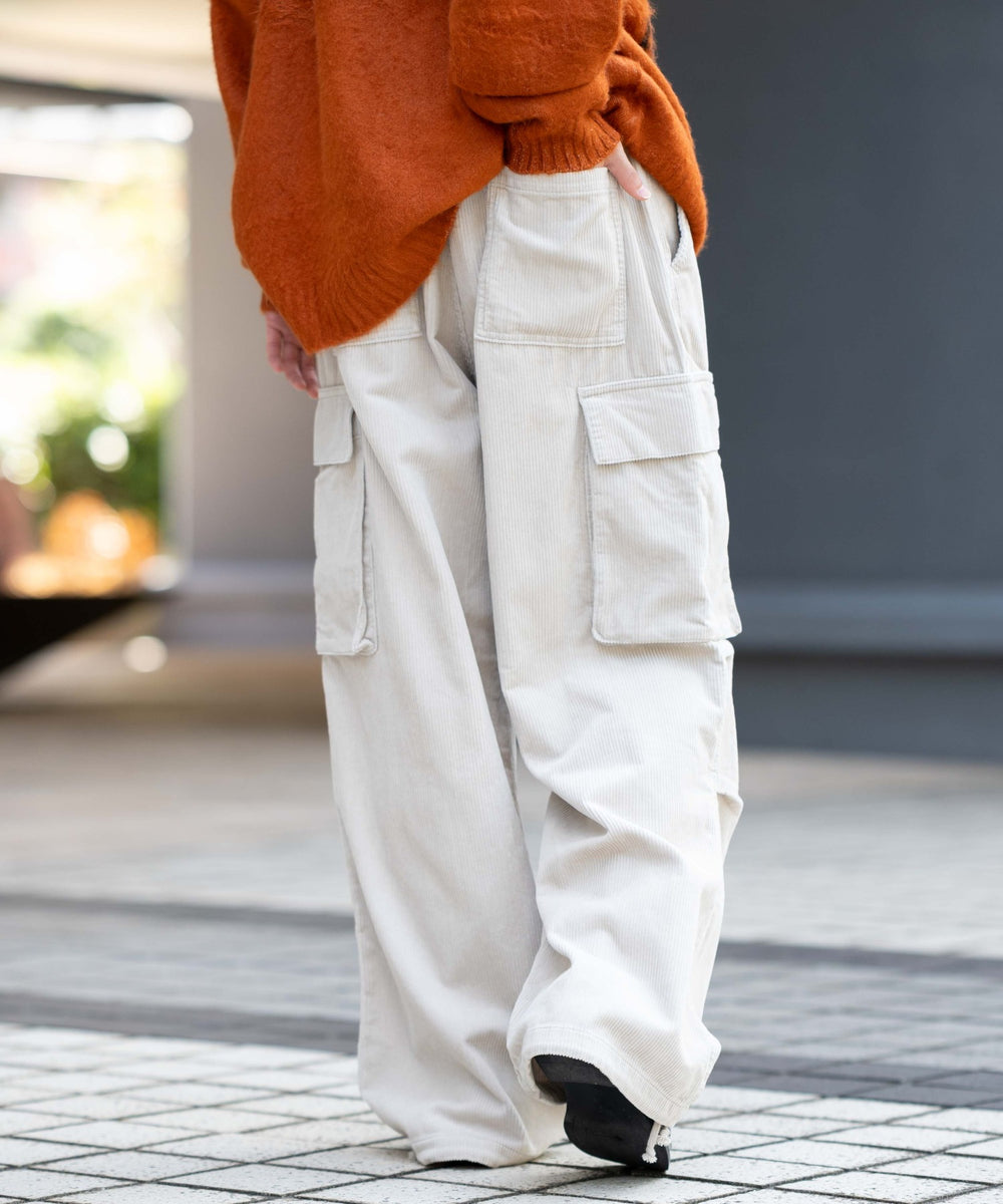 Lベージュ モデル：175cm L着用