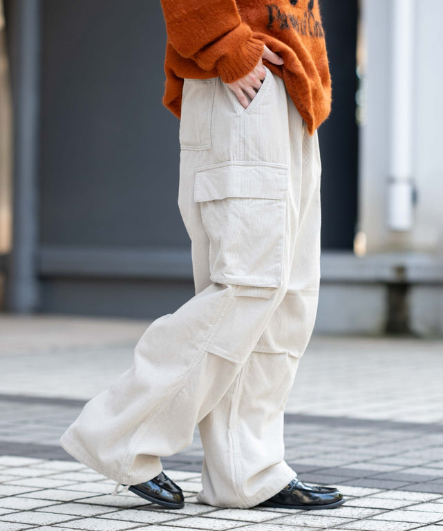 Lベージュ モデル：175cm L着用