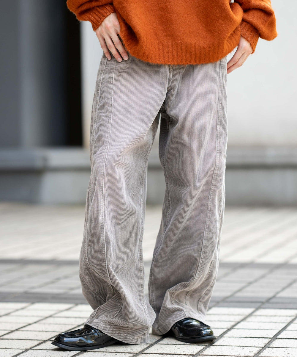 ブラウン モデル：175cm L着用