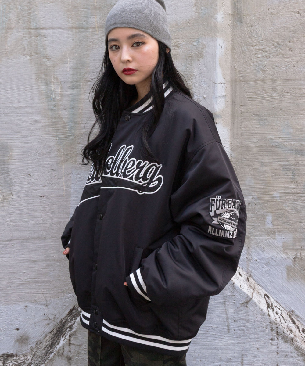 ブラック モデル：160cm L着用