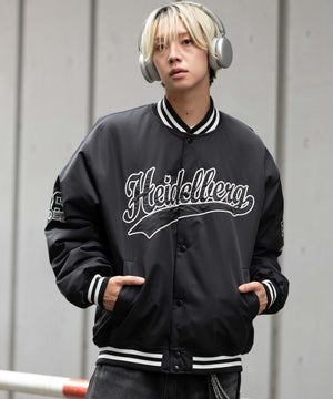 ブラック モデル：175cm L着用