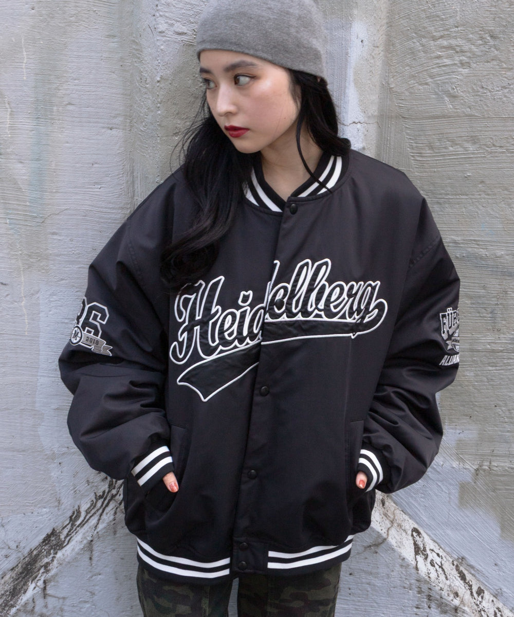 ブラック モデル：160cm L着用