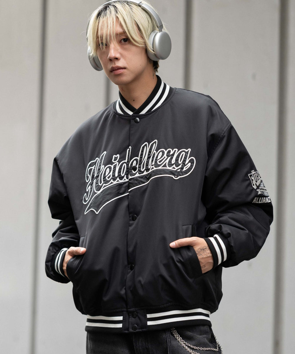 ブラック モデル：175cm L着用