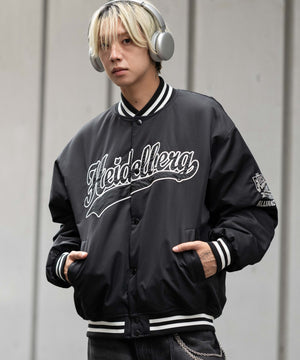 ブラック モデル：175cm L着用