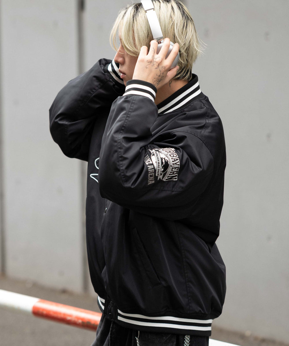 ブラック モデル：175cm L着用