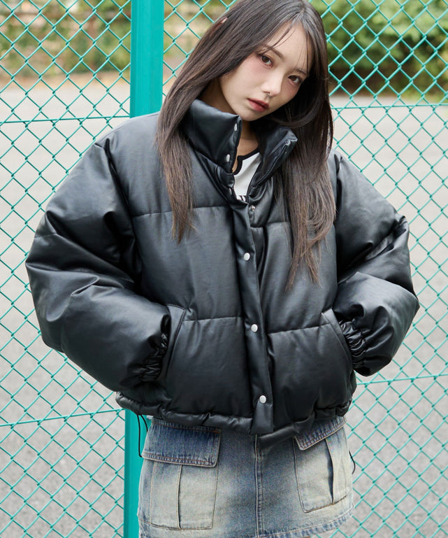 ブラック　モデル：159cm F着用