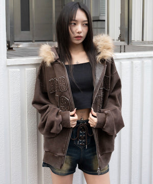 ブラウン　モデル：159cm F着用