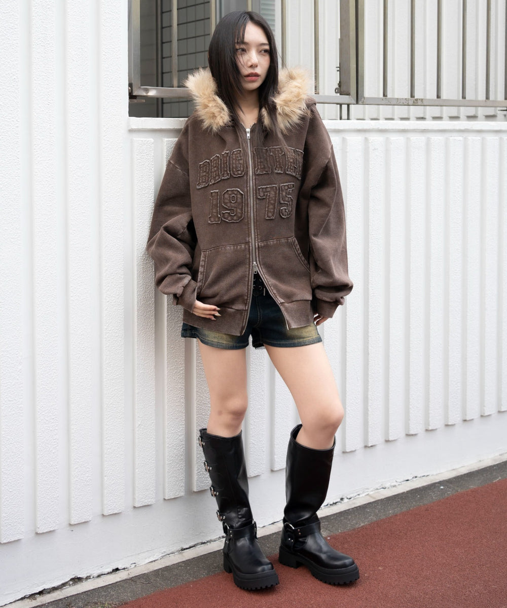 ブラウン　モデル：159cm F着用