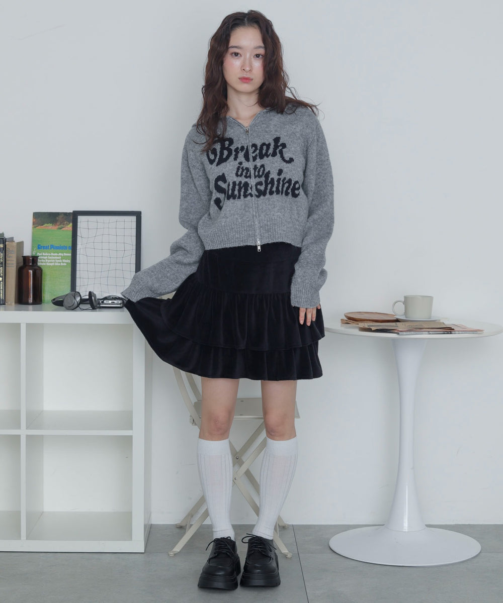 グレー　モデル：163cm F着用