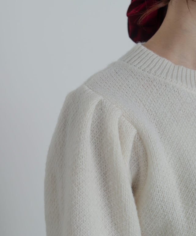 ベロアリボンアップリケタックスリーブニット