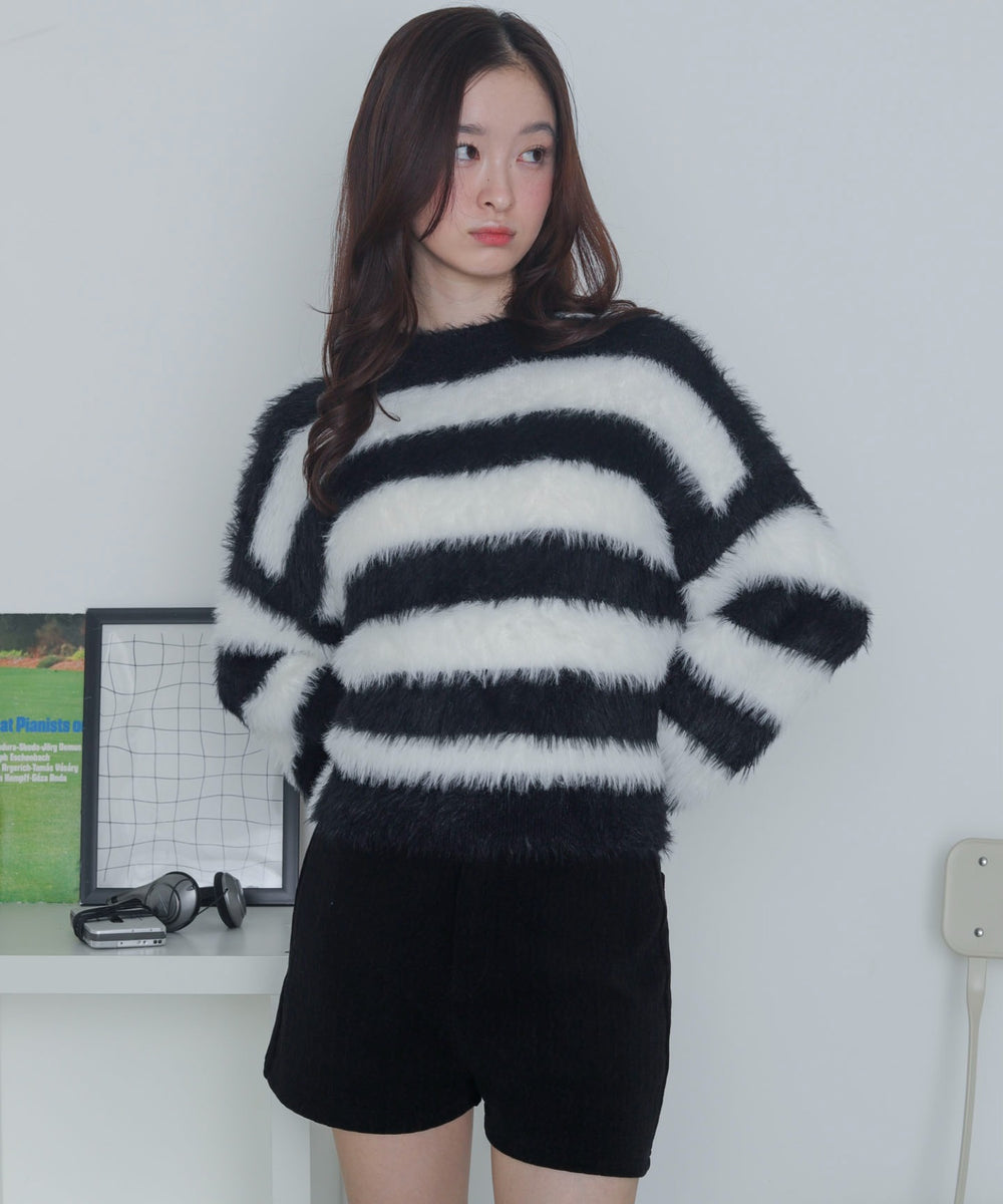 ホワイトボーダー　モデル：163cm F着用