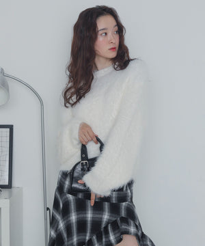 オフホワイト　モデル：163cm F着用