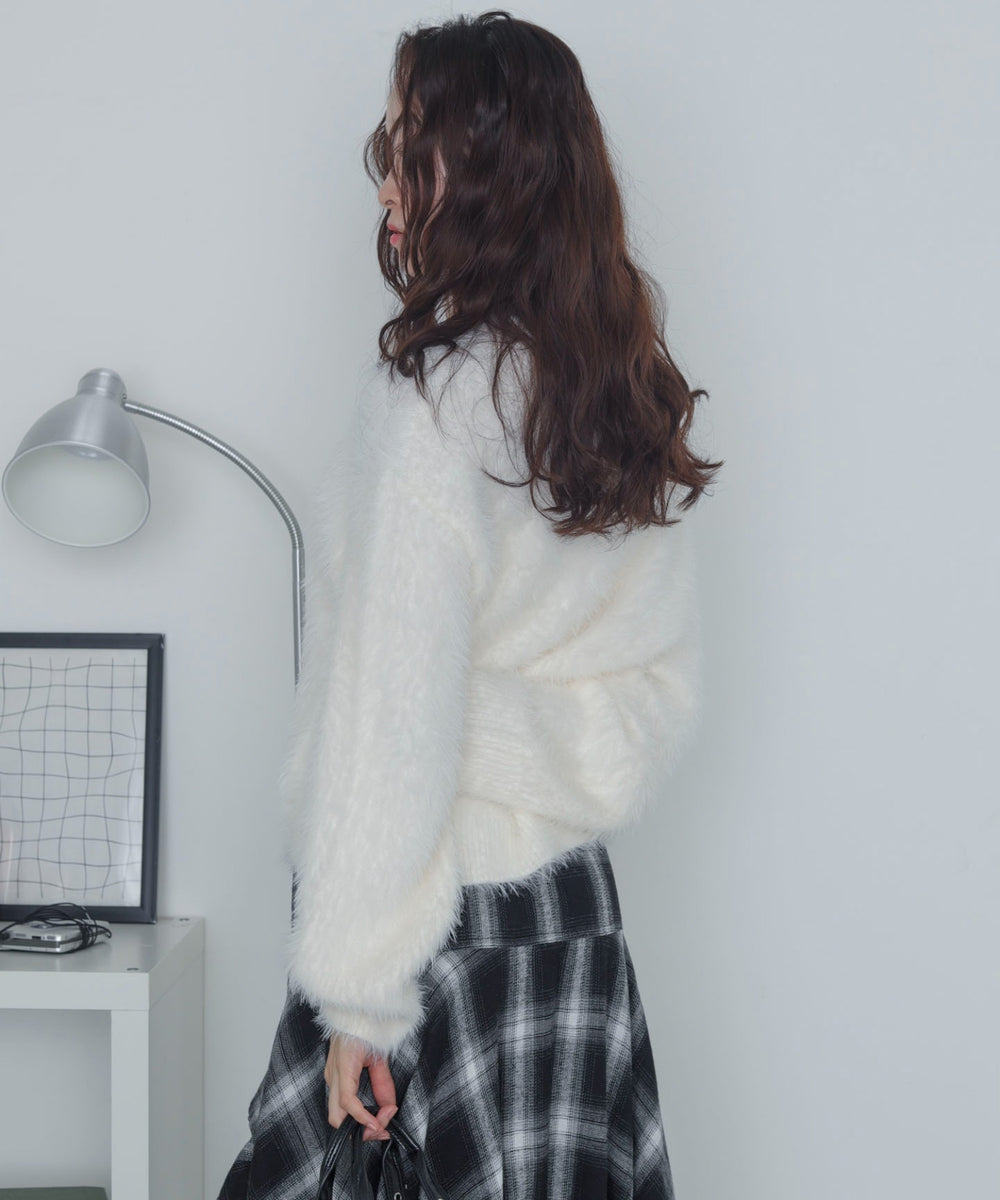 オフホワイト　モデル：163cm F着用