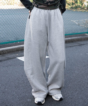 杢グレー　モデル：159cm M着用