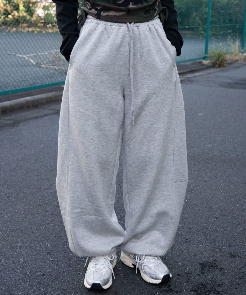 杢グレー　モデル：159cm M着用