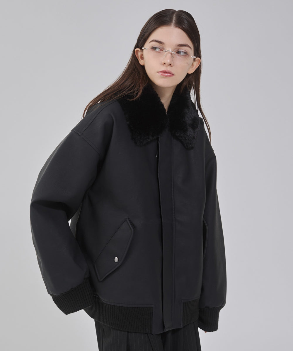 ブラック モデル：162cm L着用