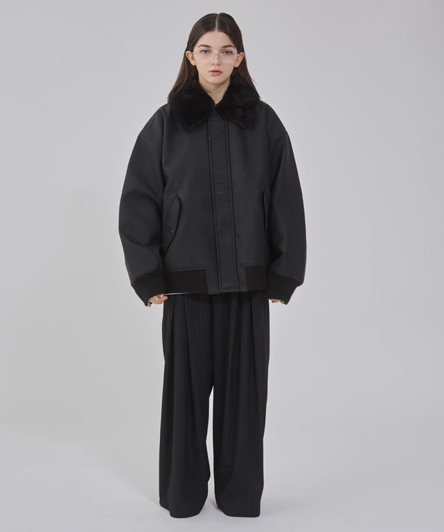 ブラック モデル：162cm L着用