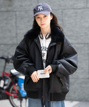 ブラック モデル：161cm L着用