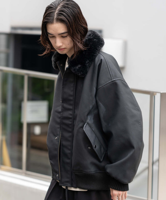 ブラック モデル：175cm L着用