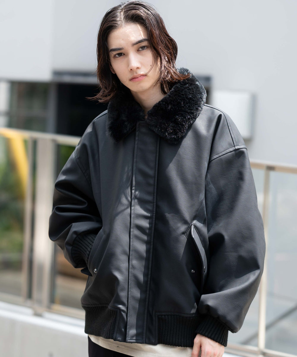 ブラック モデル：175cm L着用