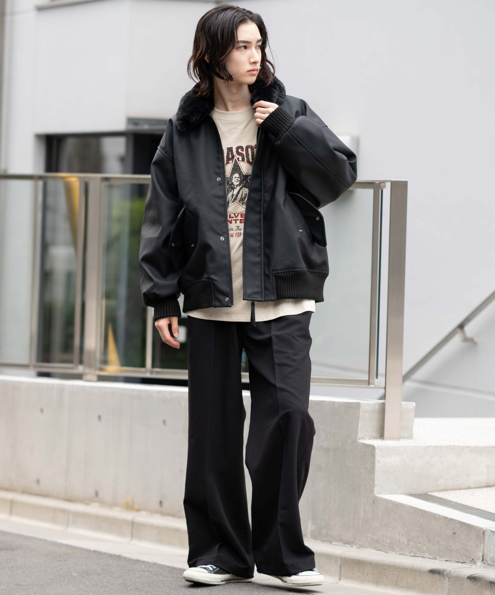 ブラック モデル：175cm L着用