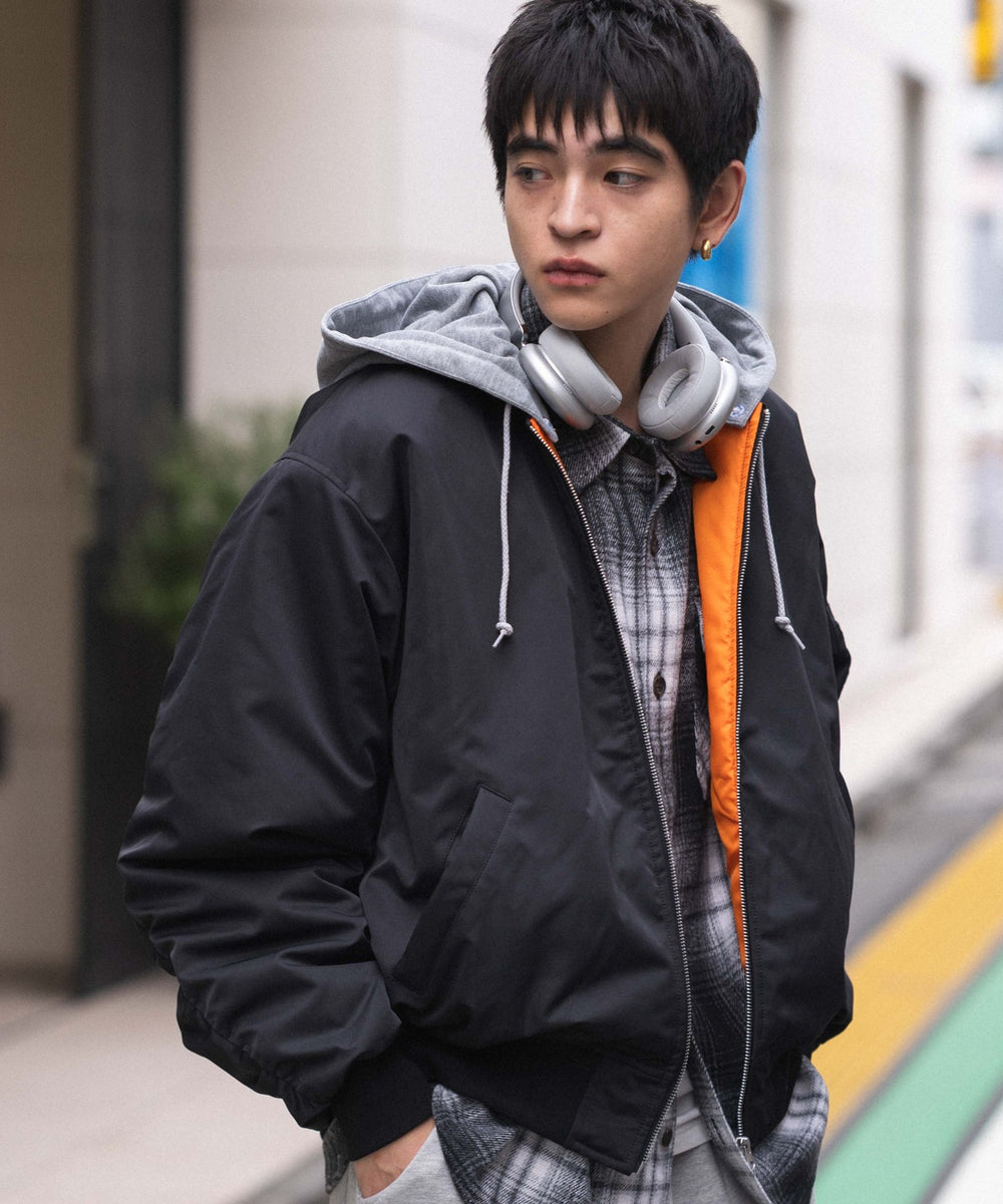 ブラック モデル：180cm L着用