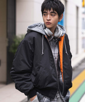 ブラック モデル：180cm L着用