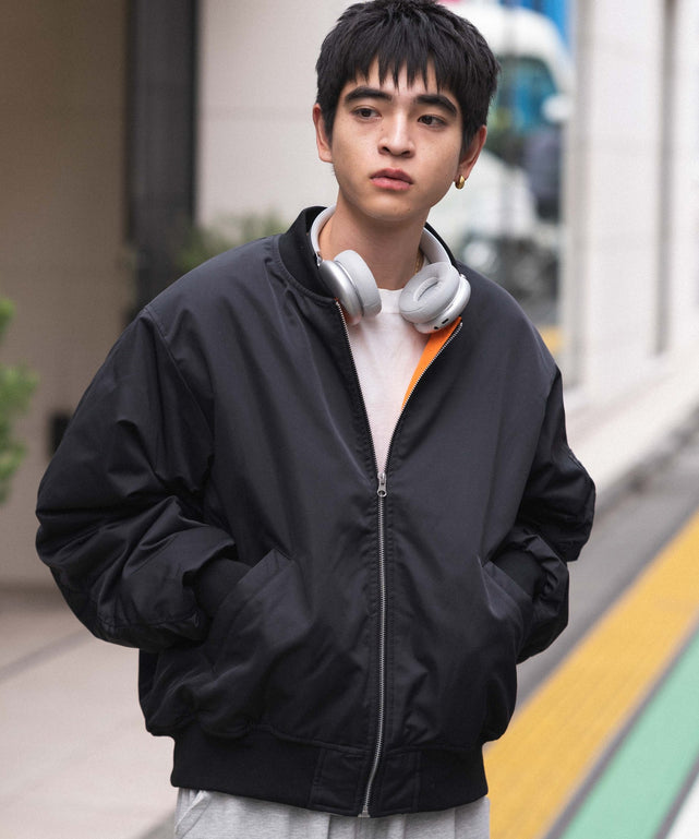 ブラック モデル：180cm L着用