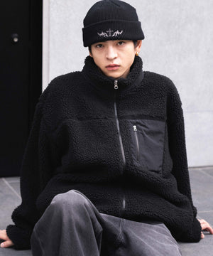 ブラック モデル：180cm L着用