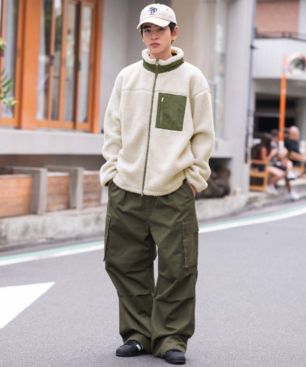 ベージュ モデル：180cm L着用