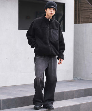 ブラック モデル：180cm L着用