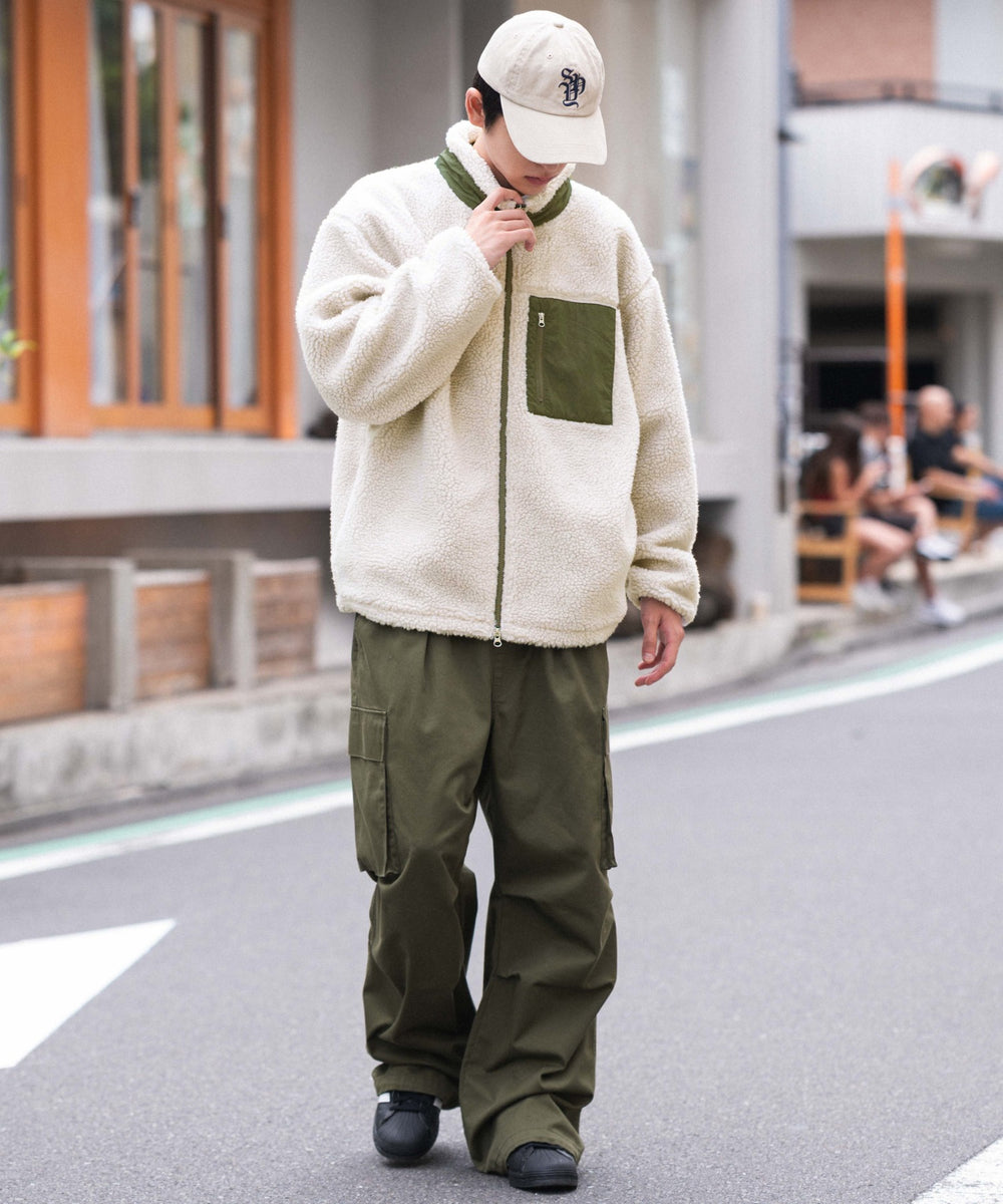 ベージュ モデル：180cm L着用