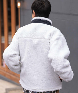 オフホワイト モデル：180cm L着用