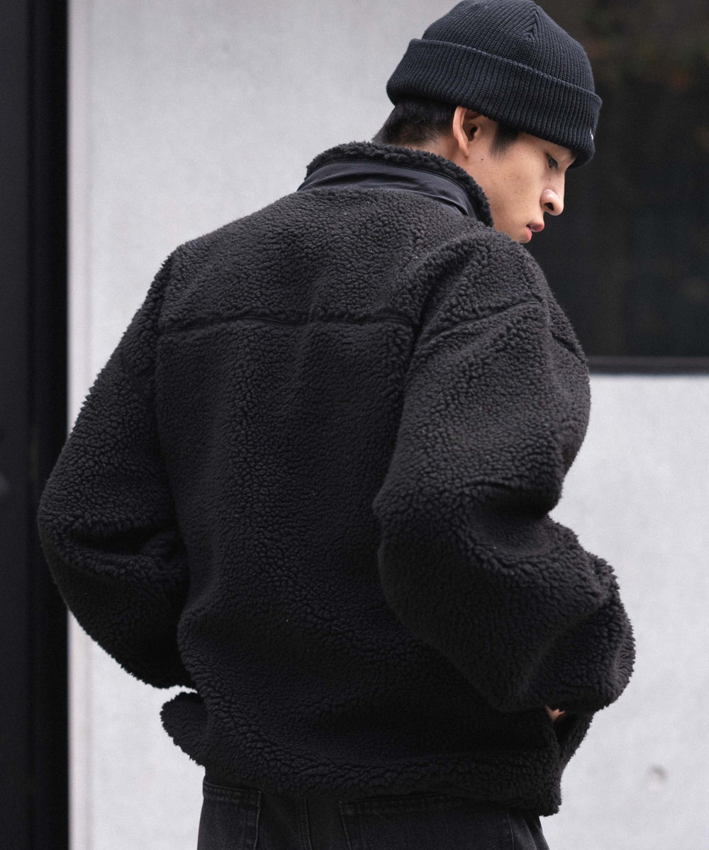 ブラック モデル：180cm L着用