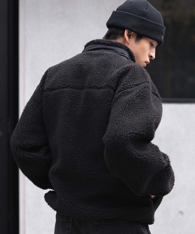 ブラック モデル：180cm L着用