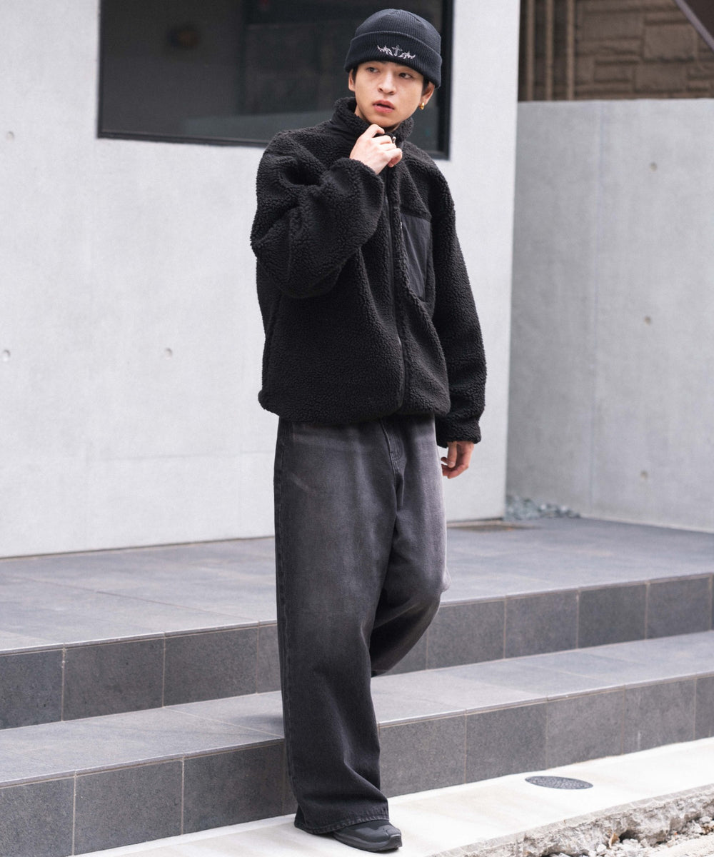 ブラック モデル：180cm L着用