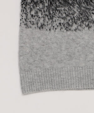 ファジーグラデーションプルオーバー