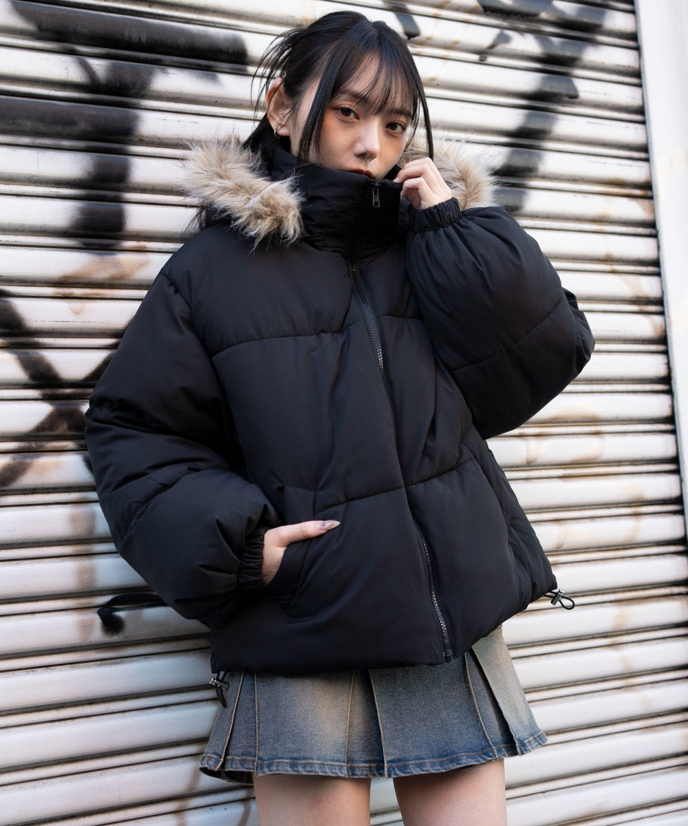 ブラック　モデル：159cm M着用