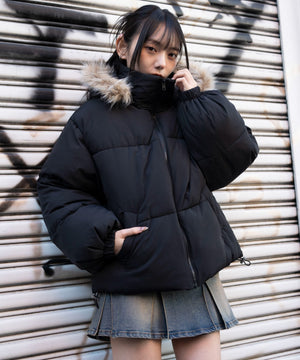 ブラック　モデル：159cm M着用