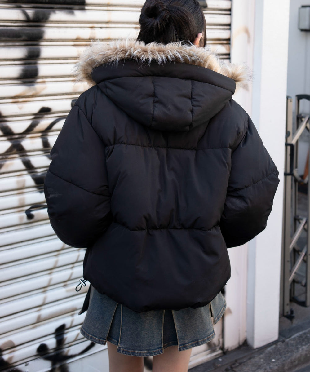 ブラック　モデル：159cm M着用