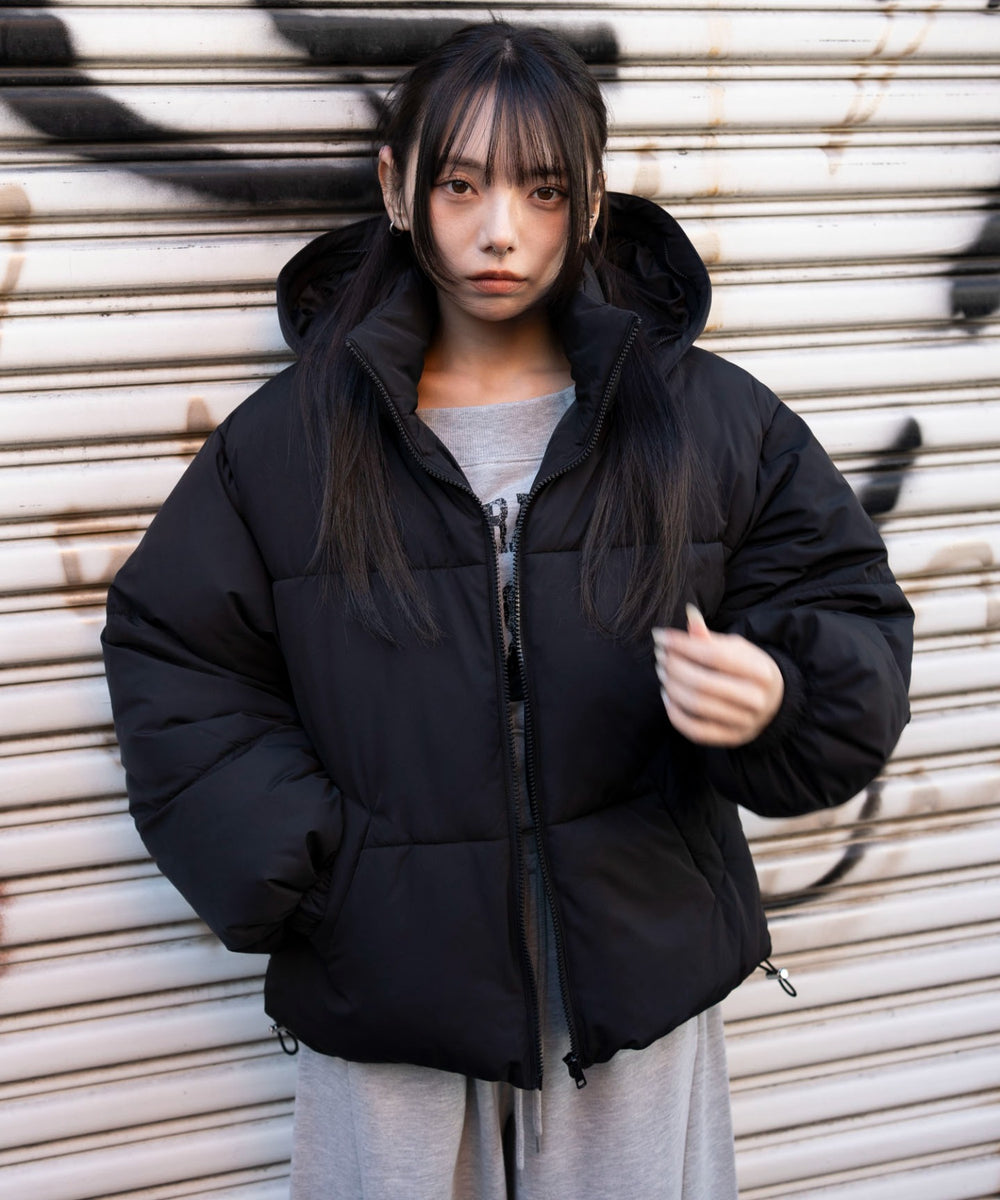 ブラック　モデル：159cm M着用